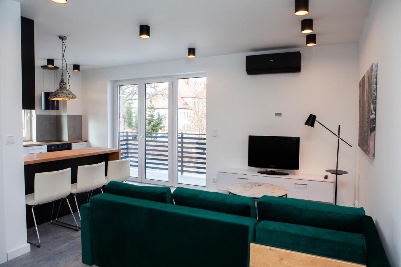 Luksusowy Nad Jeziorem Apartament *